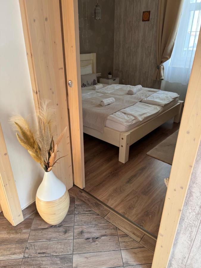 Safit-Mandala Lejlighed Mosonmagyaróvár Eksteriør billede